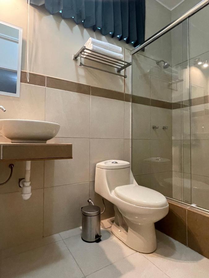 Hotel Calmelia Piura Kültér fotó