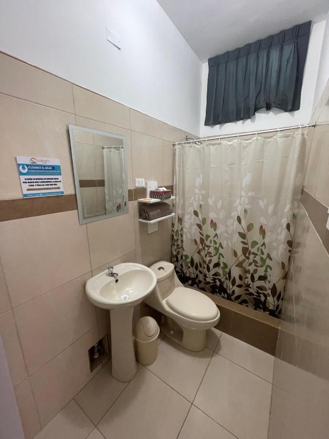 Hotel Calmelia Piura Kültér fotó